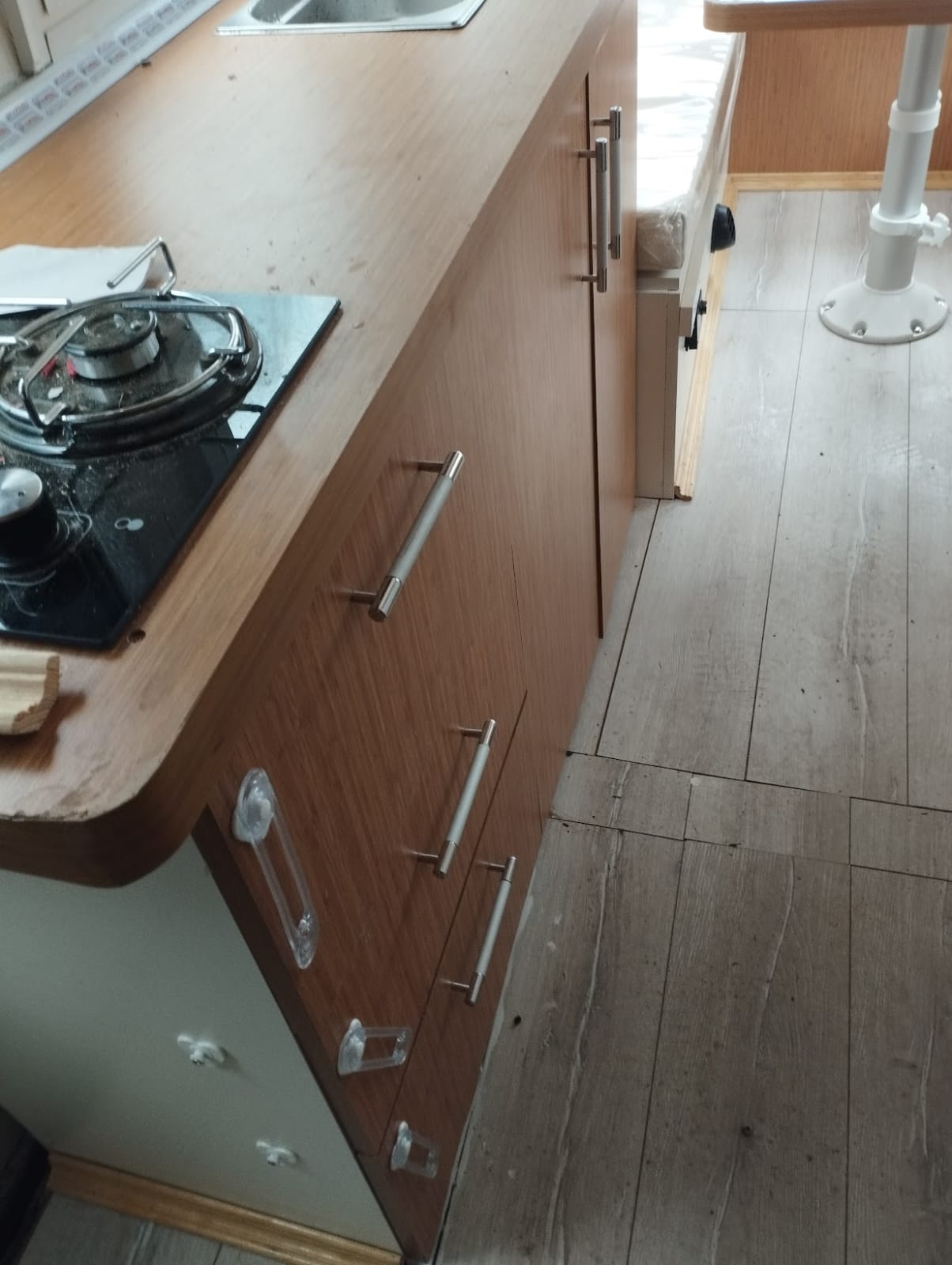 gezen-karavan (140) gezen-karavan (140)