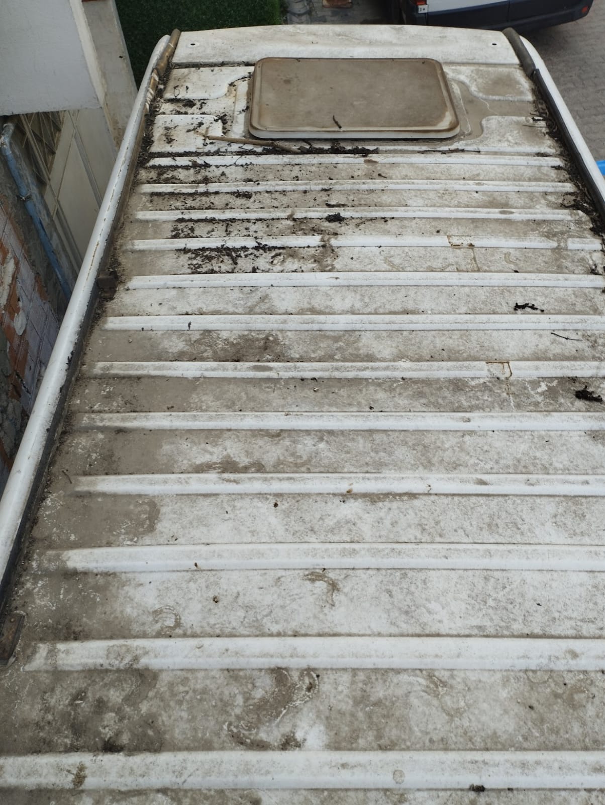 gezen-karavan (150) gezen-karavan (150)