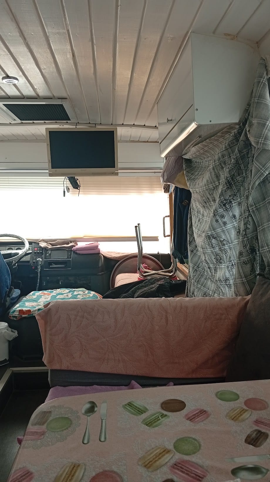 gezen-karavan (72) gezen-karavan (72)